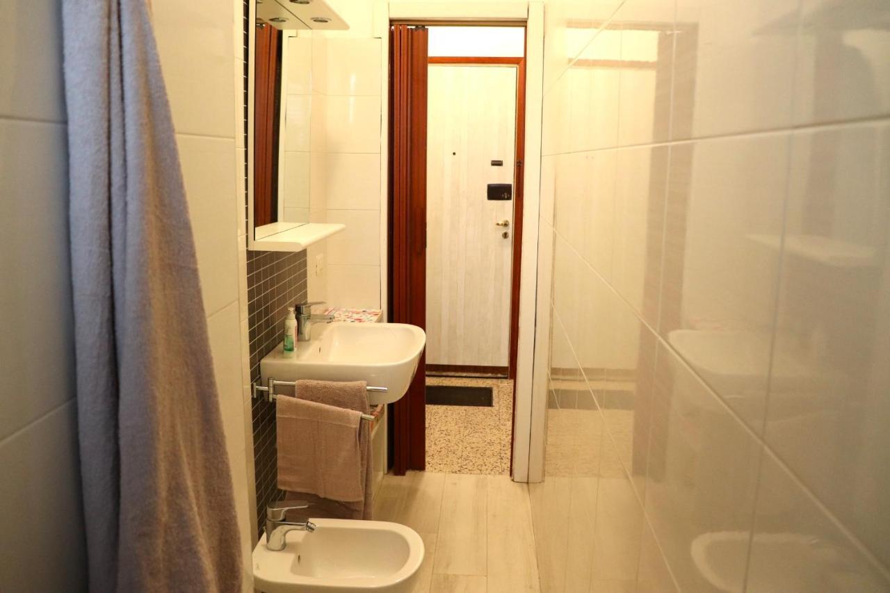 * La Casa Di Arti * 25 Min Dal Duomo Appartement Milaan Buitenkant foto